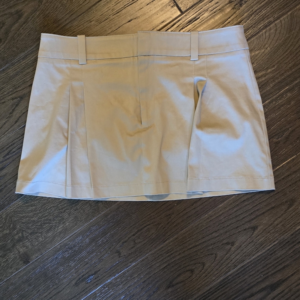 Aritzia Sunday Best Light Beige Skirt - Picture 3 of 5